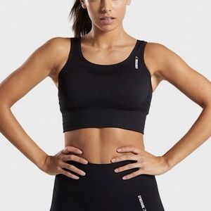 Gymshark Energy Seamless Sports Bra in Black Size Small